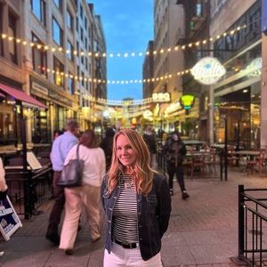 Meet your Posher, Dawn